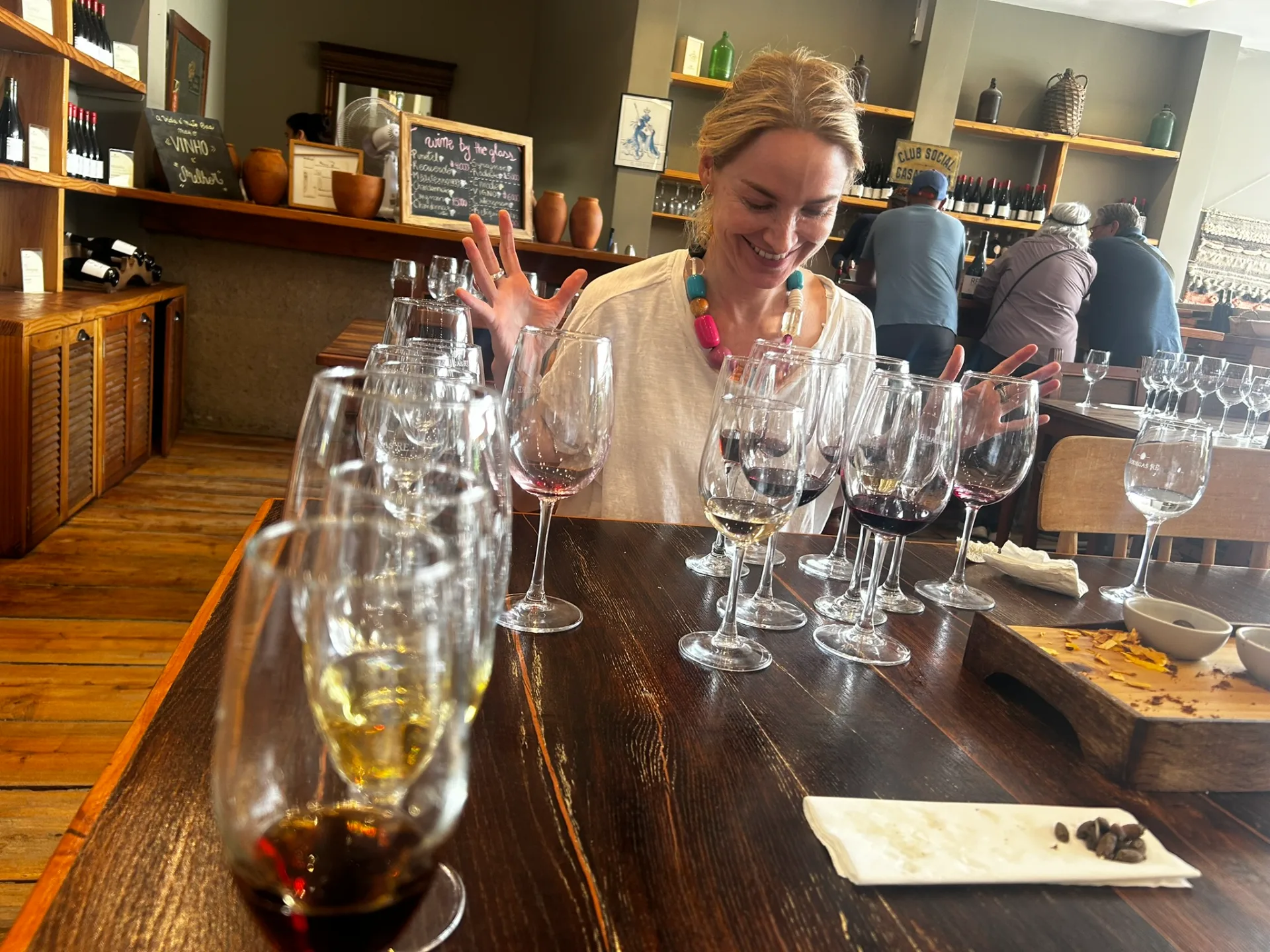 Private vs Shared Wine Tours in Chile: Costs, Comfort, and Experience